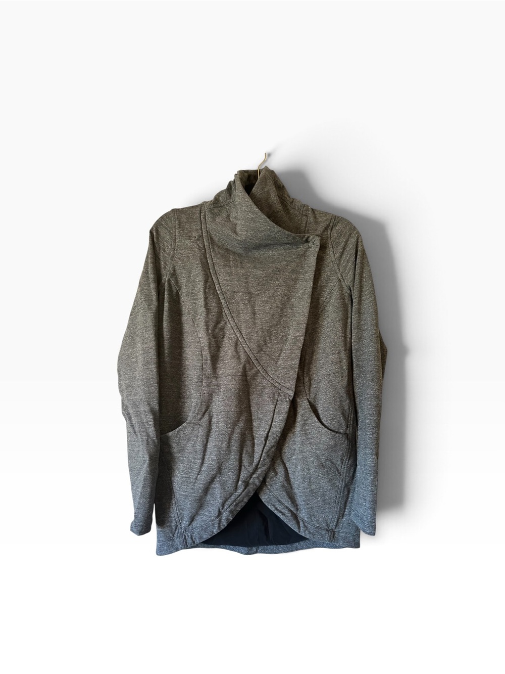 lululemon athletica Women's Grey That’s A Wrap Jacket size 4